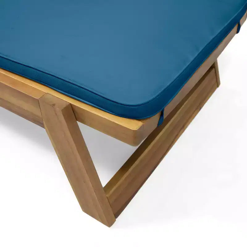 Ensemble de 3 pièces Kyoto en bois d’acacia pour extérieur avec chaises longues et coussins – teck/bleu – Christopher Knight Home : sièges de jardin sans accoudoirs et table d’appoint &