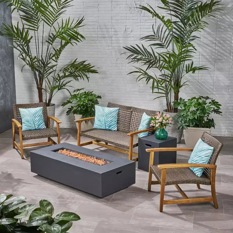 Juego de conversación de exterior para 4 personas Christopher Knight Home Augusta, de madera de acacia y mimbre, con fogón