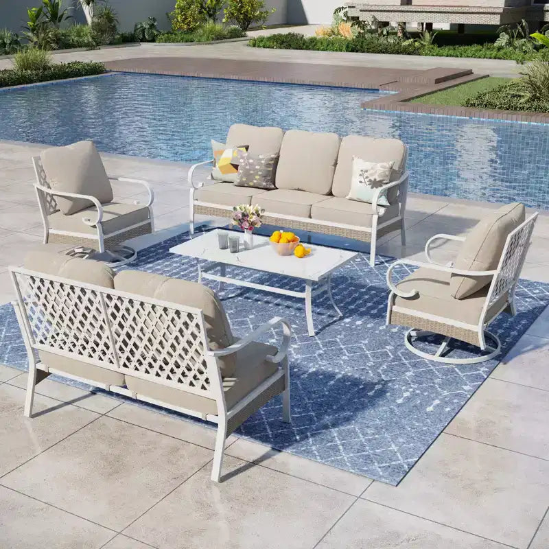 Ensemble convivial d’extérieur Captiva Designs, 5 pièces extra-large, en métal et rotin, avec fauteuils pivotants à dossier quadrillé et canapé 2 places