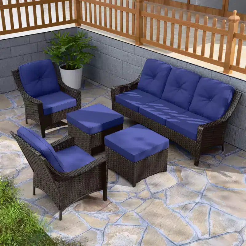Ensemble de mobilier d’extérieur en résine tressée EAGLE PEAK Azure Bay, 5 pièces, avec canapé, fauteuils et poufs