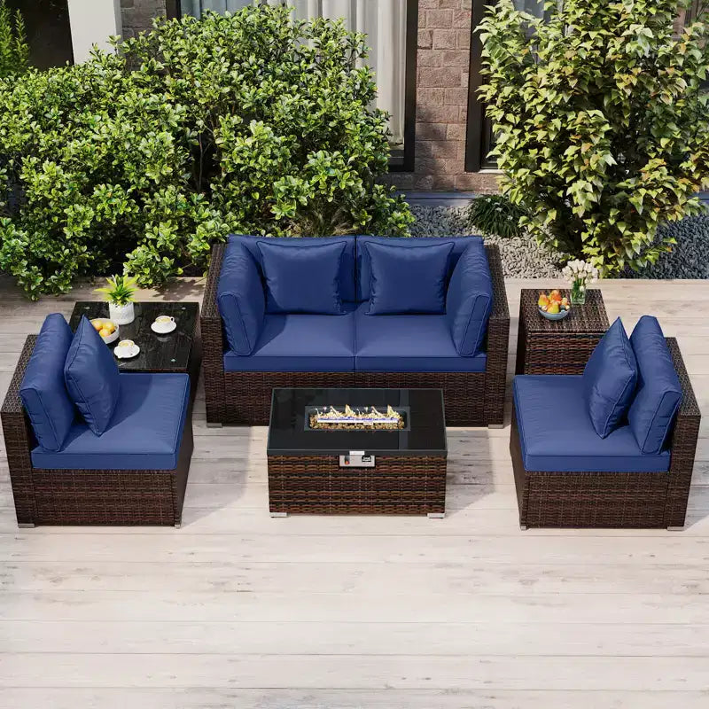 Set di mobili da patio Costway in 7 pezzi, tavolo con braciere a gas da 40,000 BTU, copertura per bombola di propano, tavolo coordinato marrone + blu navy/rosso/nero/turchese/bianco sporco