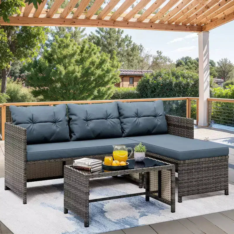 Sofá seccional de ratán para patio exterior de 3 piezas Celebalcony, en forma de L, con cojín y mesa de vidrio para balcón o jardín