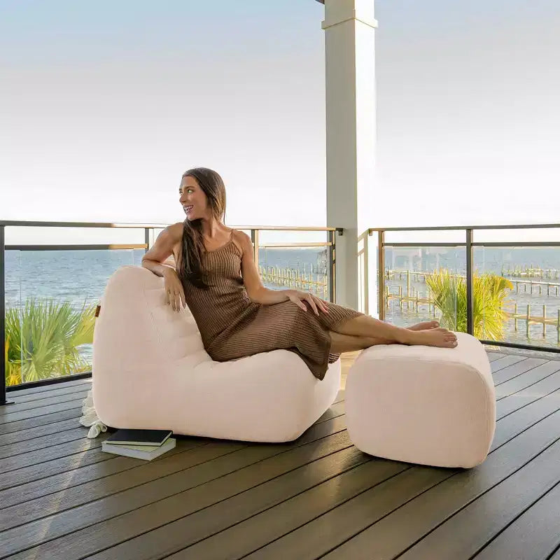 Ensemble de mobilier de terrasse extérieur Big Joe Solvana, fauteuil et pouf en tissu lin haute performance résistant aux intempéries, ensemble modulable de 2 pièces, crème ensoleillé