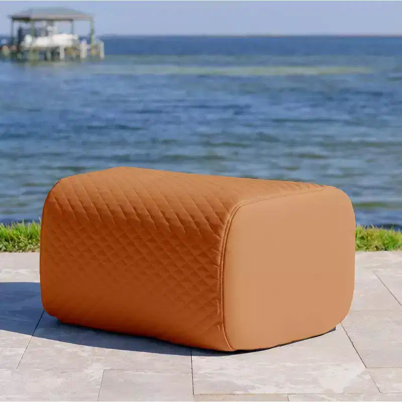 Ensemble de mobilier de terrasse extérieur Big Joe Solvana, revêtement en similicuir cousu en silicone doux au toucher et résistant aux intempéries, pouf uniquement, sable miel