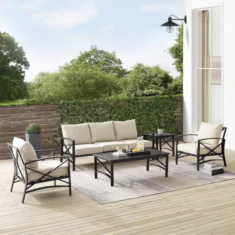Ensemble de canapé d’extérieur Kaplan, 5 pièces, avec canapé et 2 fauteuils, table basse et table d’appoint – Crosley