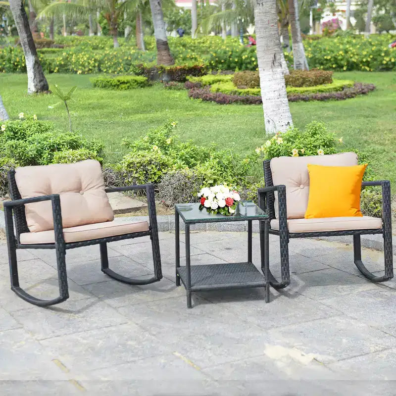Ensemble de conversation de jardin Costway 3 pièces en rotin, fauteuil à bascule, canapé avec coussins, mobilier de jardin