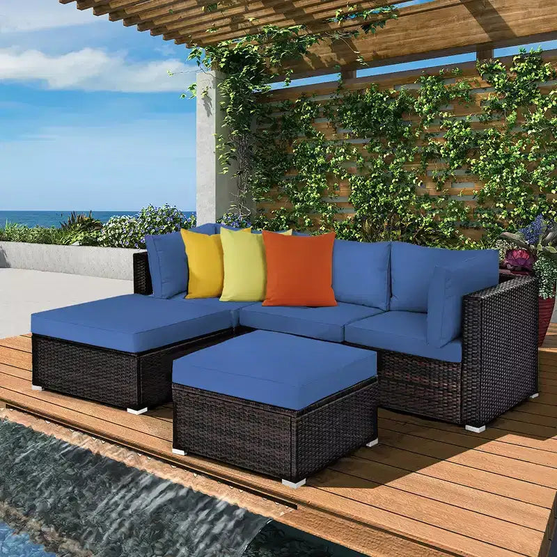 Costway 5-teiliges Patio-Rattanmöbelset, modulare Sitzgruppe mit Hocker und Tisch, marineblau