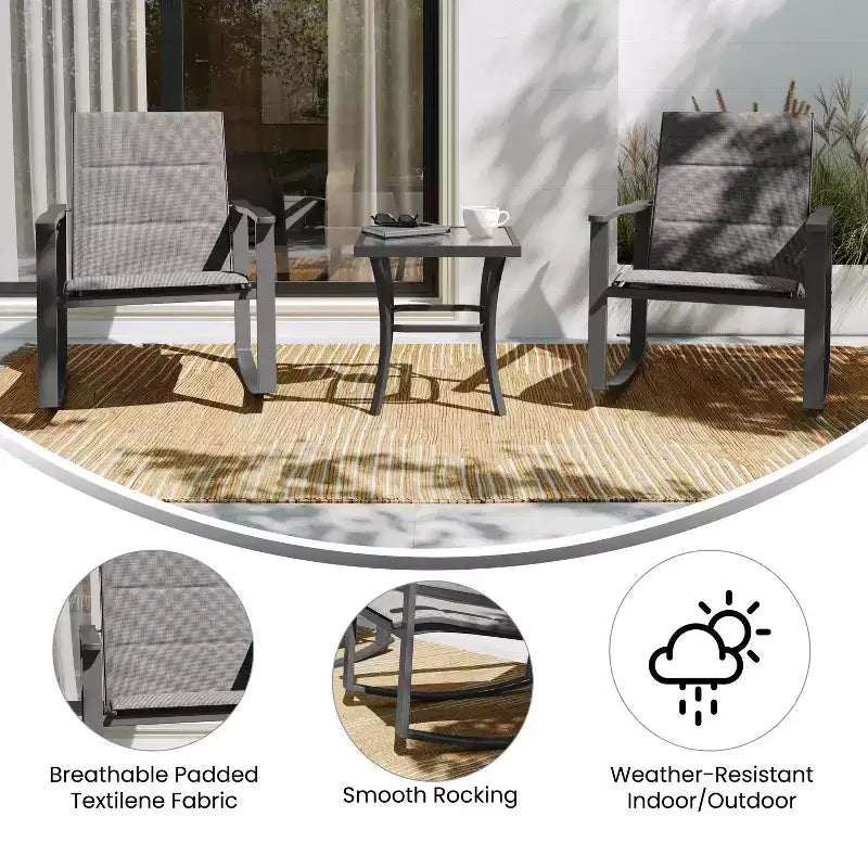 Ensemble de jardin Emma and Oliver 3 pièces avec fauteuils à bascule d’extérieur en matériau Flex Comfort et table à plateau en verre à structure métallique